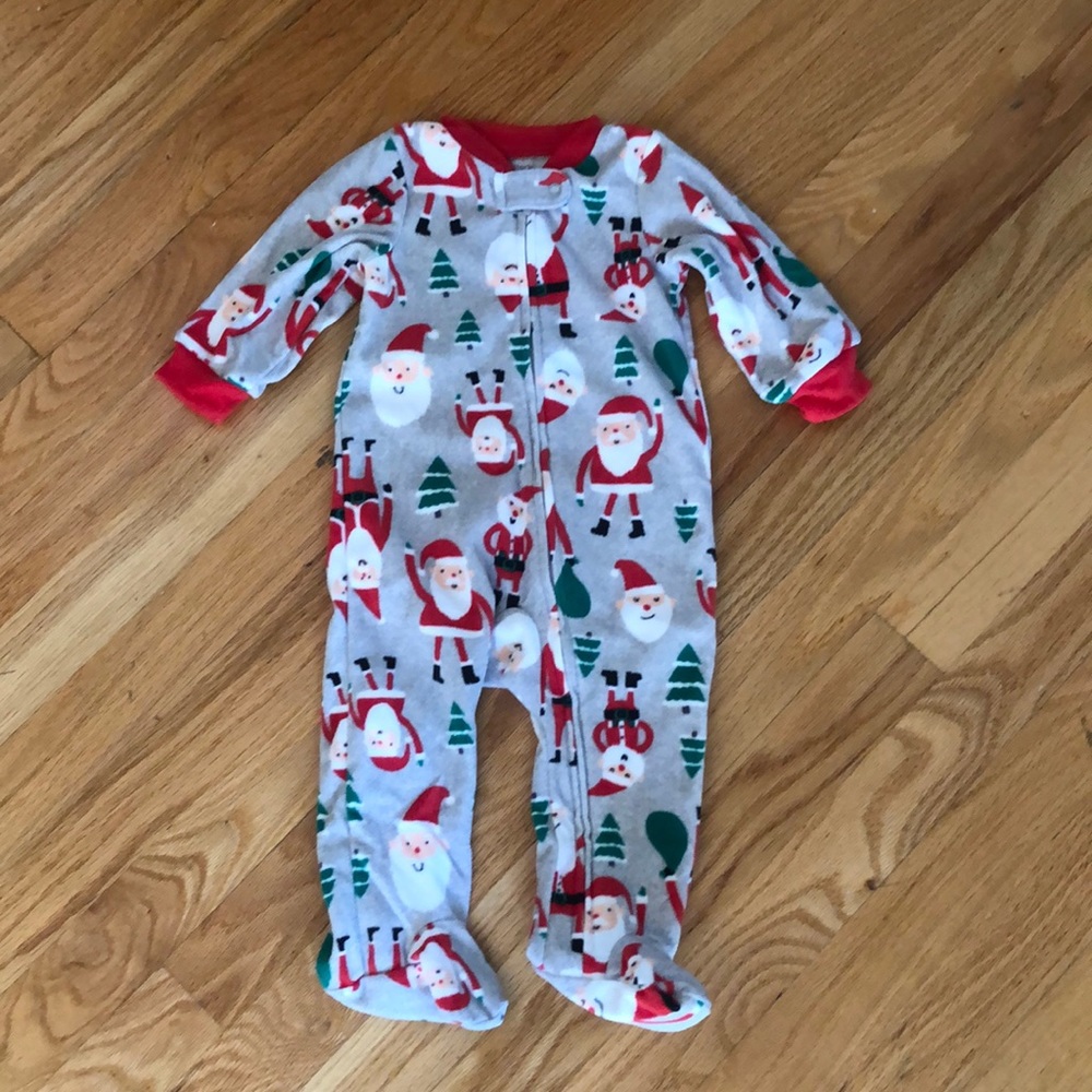 ❤️5 for $25 Item ❤️ Carter’s Christmas PJs